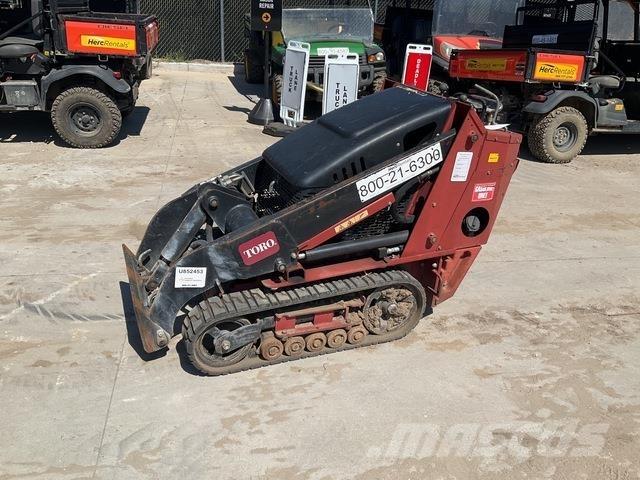 Toro TX427 Skid steer mini utovarivači