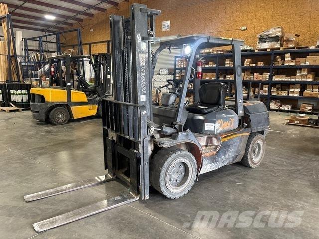 Toyota 7FDU35 Ostalo za građevinarstvo