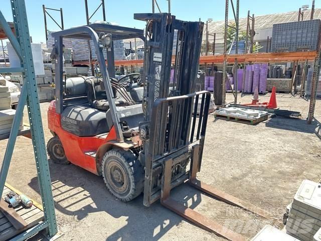 Toyota 7GU25 Ostalo za građevinarstvo