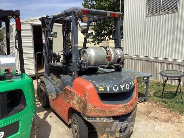 Toyota 8FGU25 Ostalo za građevinarstvo