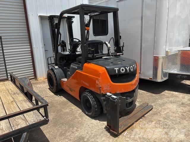 Toyota 8FGU30 Ostalo za građevinarstvo