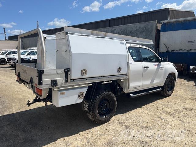 Toyota HiLux Ostalo