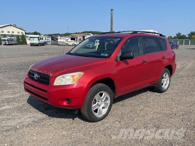 Toyota RAV4 Automobili