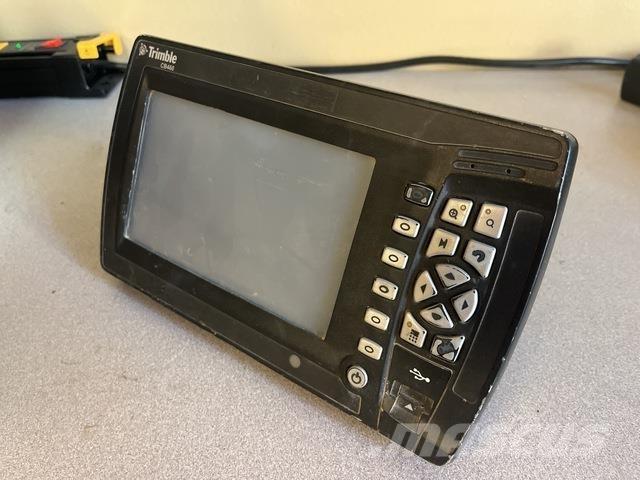 Trimble CB460 Ostalo za građevinarstvo