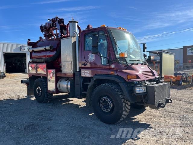 Unimog U5000 Bageri guseničari