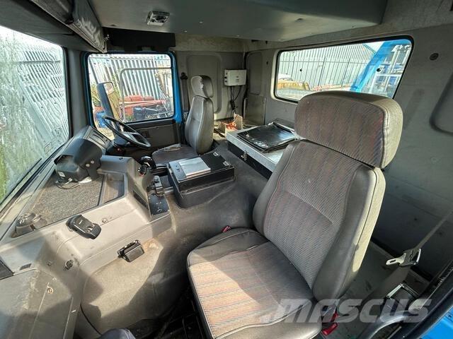 Volvo  Kamioni sa kranom
