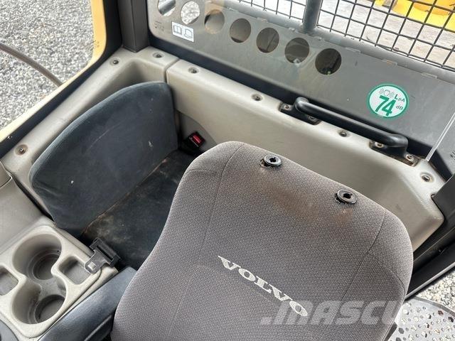 Volvo A25F Zglobni damperi