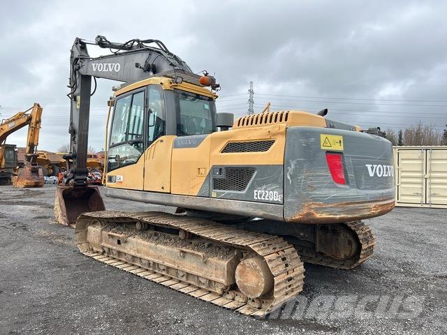 Volvo EC220DL Bageri guseničari