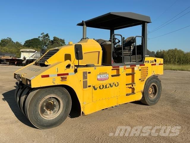Volvo PTR240 Gumeni valjci na točkovima