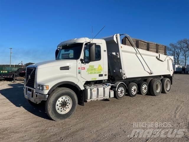 Volvo VHD Kiperi kamioni