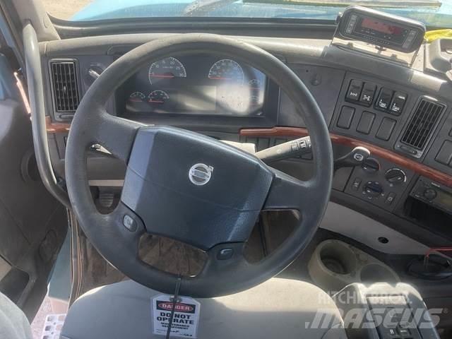 Volvo VHD104F Ostali kamioni