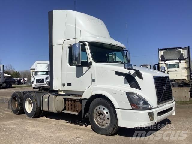 Volvo VNL Tegljači