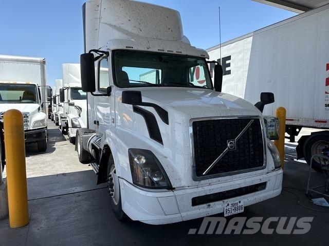 Volvo VNL Tegljači