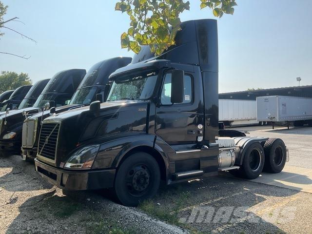 Volvo VNL Tegljači