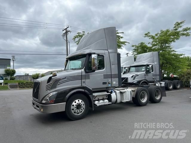 Volvo VNL 300 Tegljači