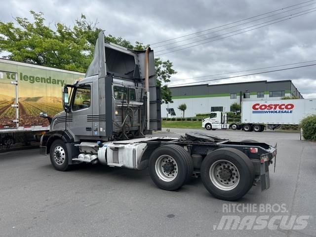 Volvo VNL 300 Tegljači