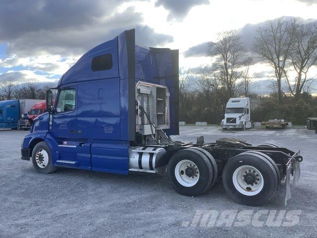 Volvo VNL670 Tegljači