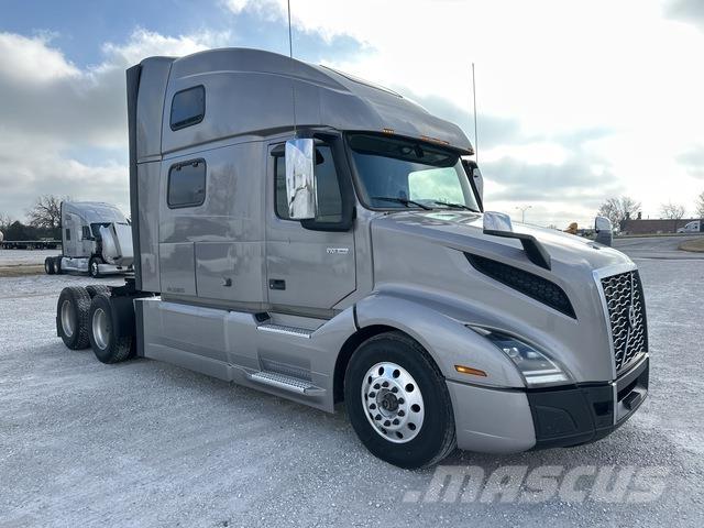 Volvo VNL860 Tegljači