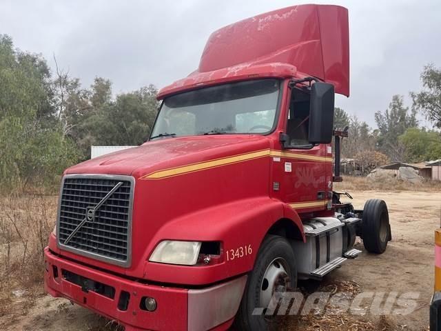 Volvo VNM Tegljači