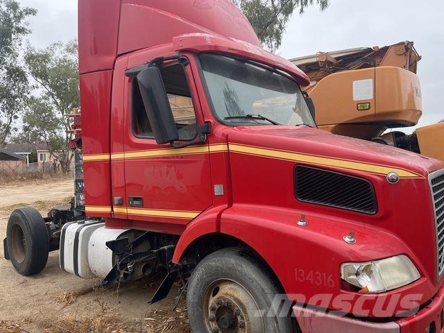 Volvo VNM Tegljači