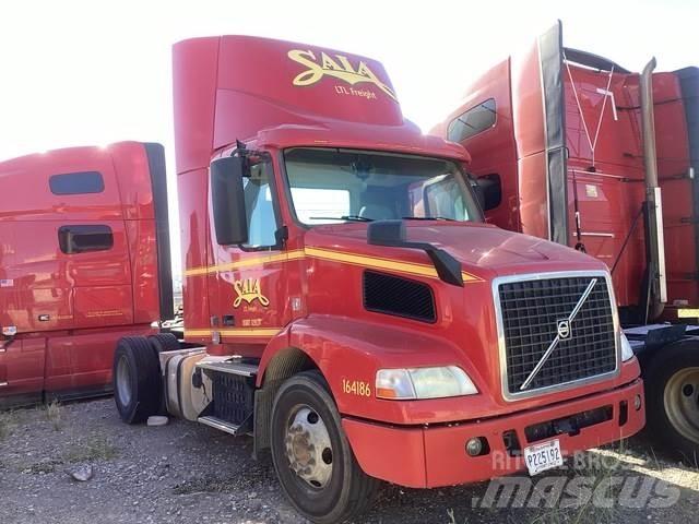 Volvo VNM Tegljači