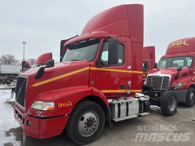 Volvo VNM Tegljači