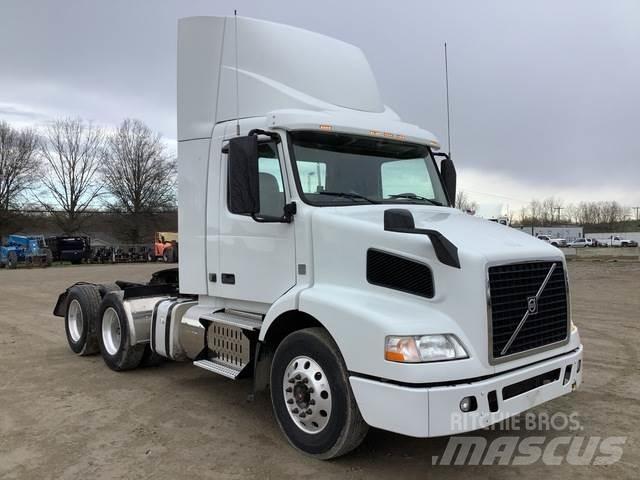 Volvo VNM Tegljači
