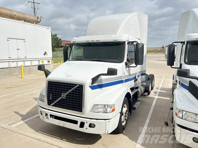Volvo VNM Tegljači