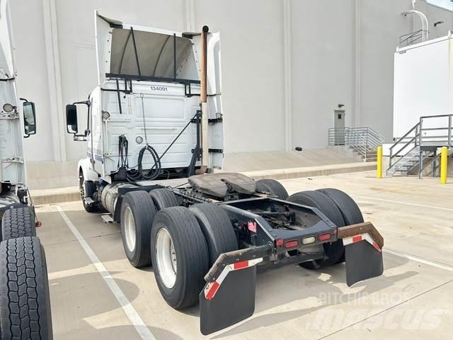 Volvo VNM Tegljači