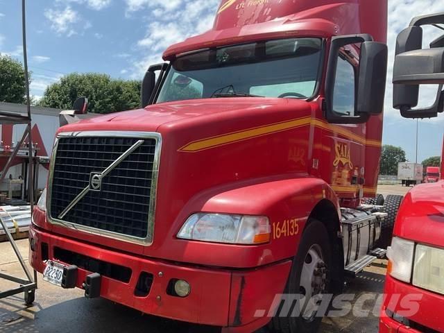 Volvo VNM Tegljači