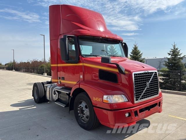 Volvo VNM Tegljači