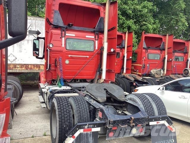 Volvo VNM Tegljači