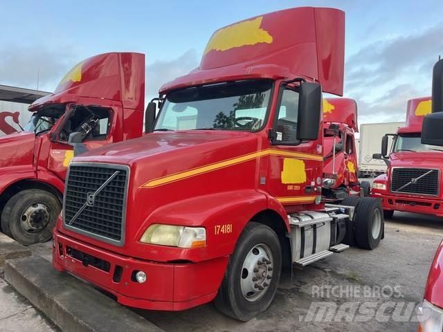 Volvo VNM Tegljači