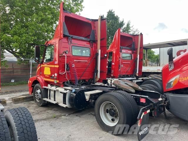 Volvo VNM Tegljači