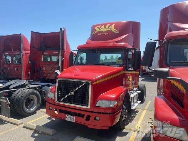 Volvo VNM Tegljači
