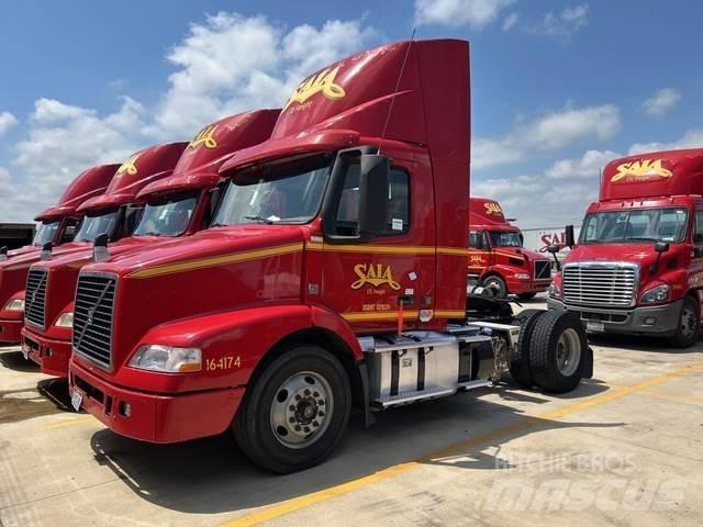 Volvo VNM Tegljači