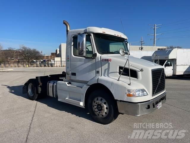 Volvo VNM Tegljači