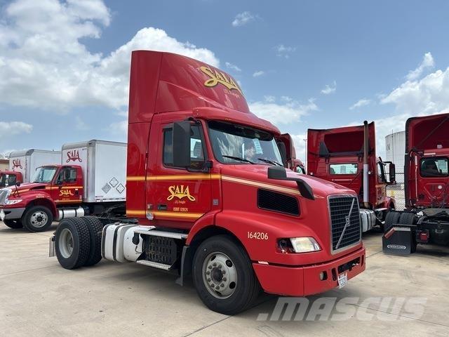 Volvo VNM Tegljači
