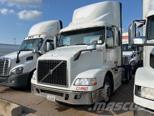 Volvo VNM Tegljači