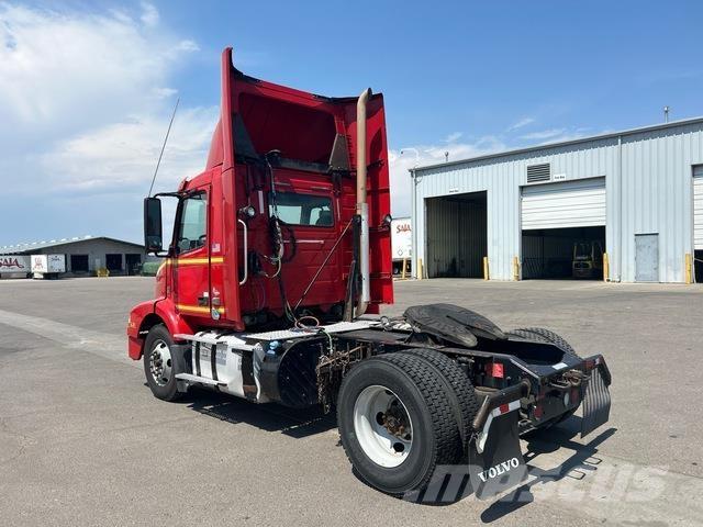 Volvo VNM Tegljači