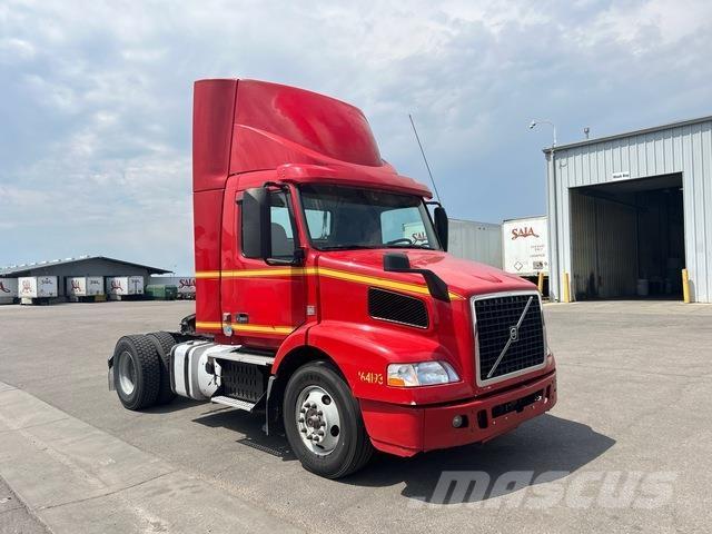 Volvo VNM Tegljači