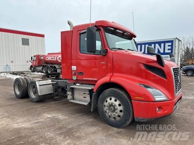 Volvo VNR Tegljači