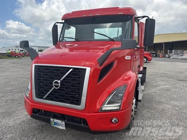 Volvo VNR Tegljači