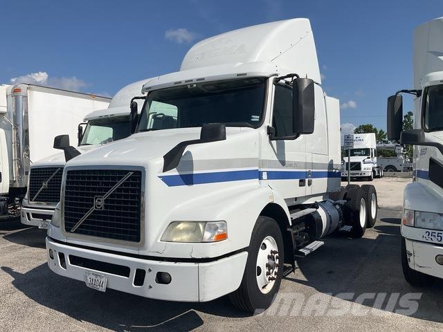 Volvo VNR64T Tegljači