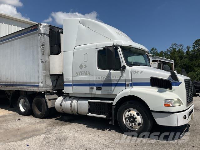 Volvo VNR64T Tegljači