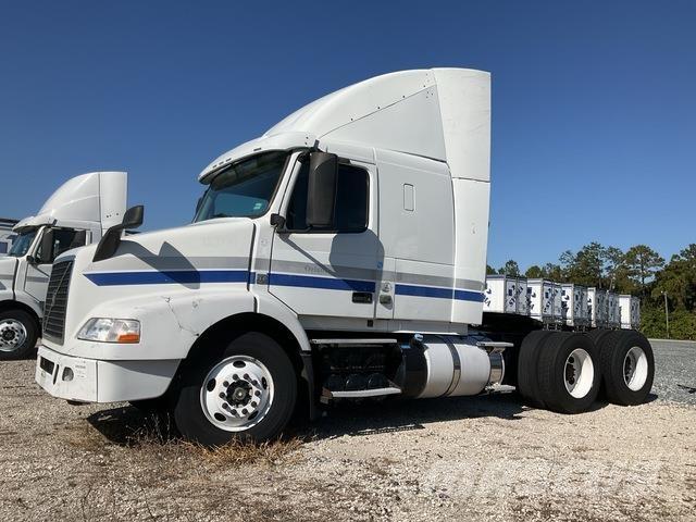 Volvo VNR64T Tegljači