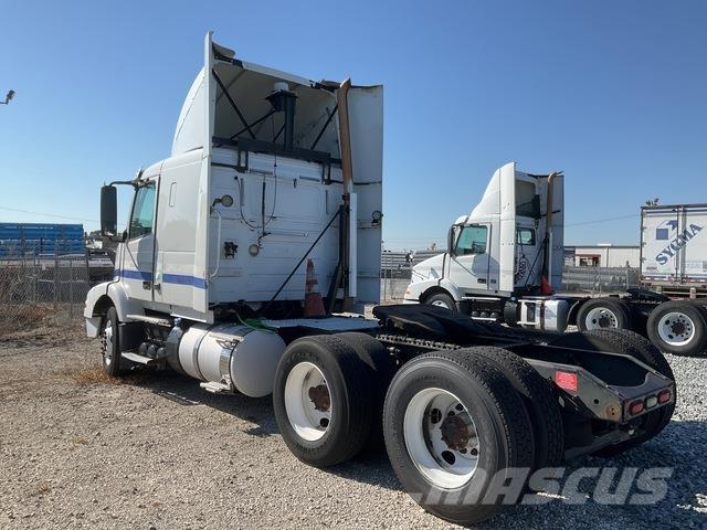 Volvo VNR64T Tegljači