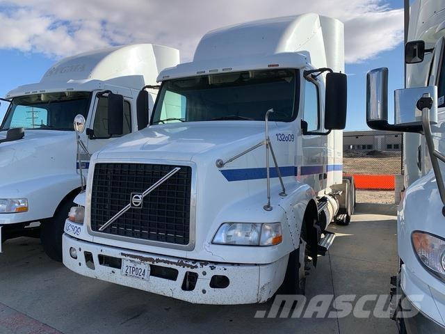 Volvo VNR64T Tegljači