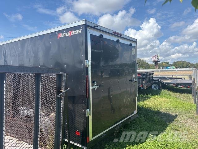 Wells Cargo  Prikolice sa sandukom