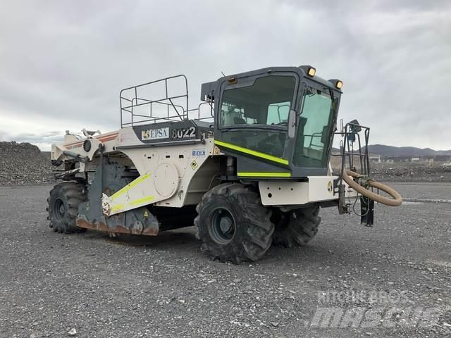 Wirtgen 2400 Nabijači zemlje